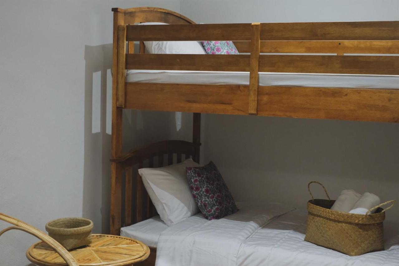 Matou Hostel & Cafe Ban Laem Muang Buitenkant foto
