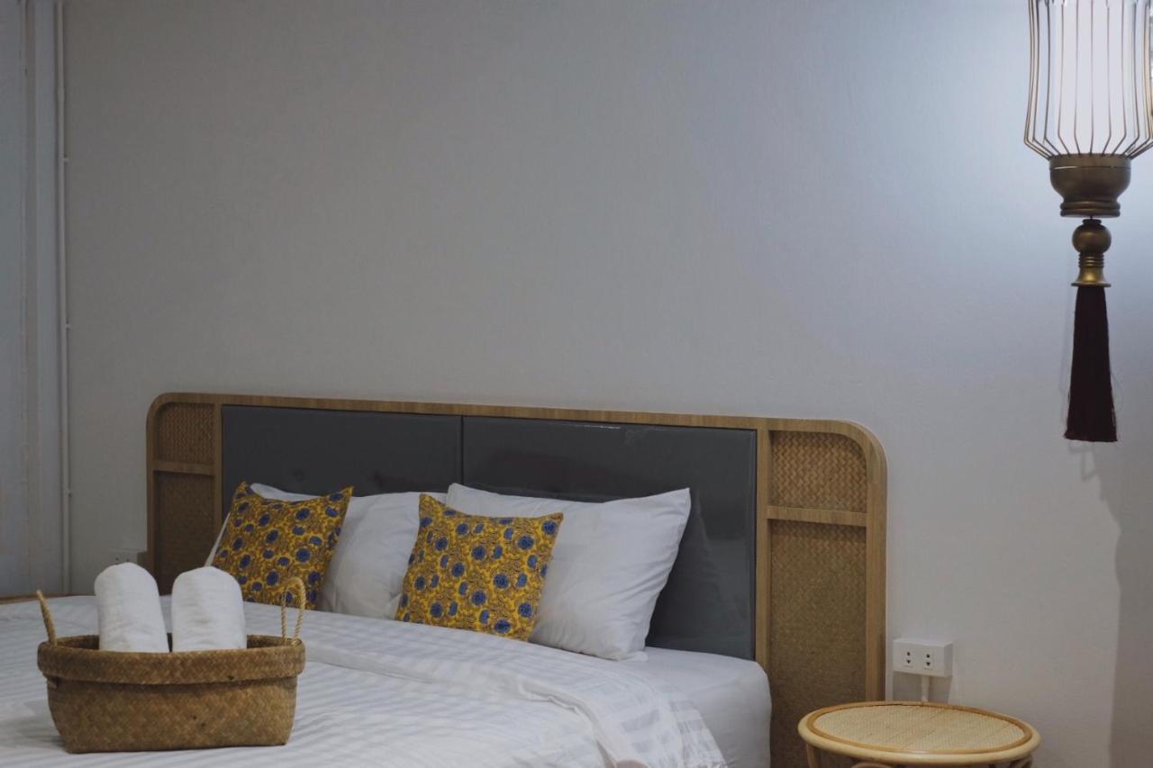 Matou Hostel & Cafe Ban Laem Muang Buitenkant foto