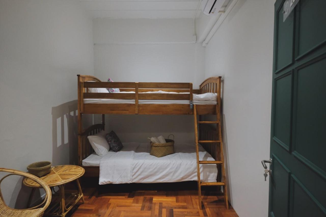 Matou Hostel & Cafe Ban Laem Muang Buitenkant foto